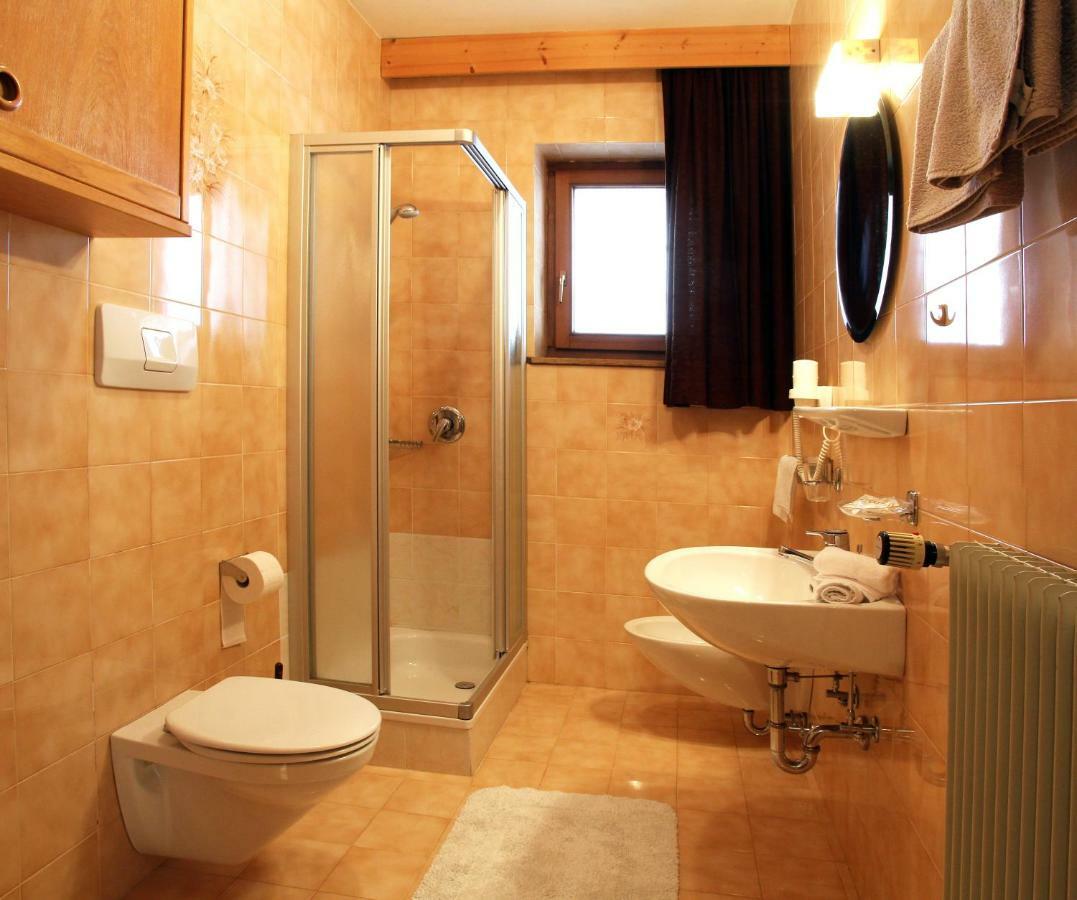 Apartments Ruac La Valle Eksteriør bilde